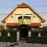 Kisherceg Szallashely 2*