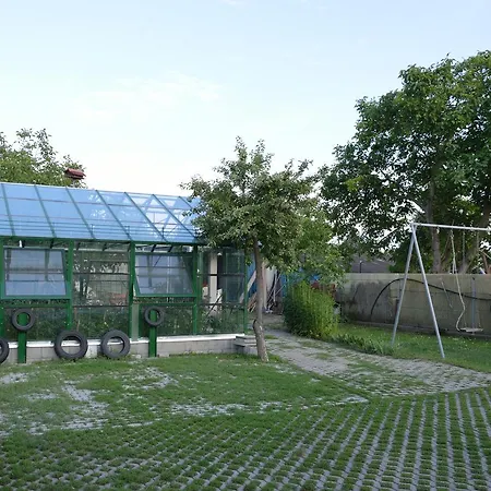 Kisherceg Szallashely 2*