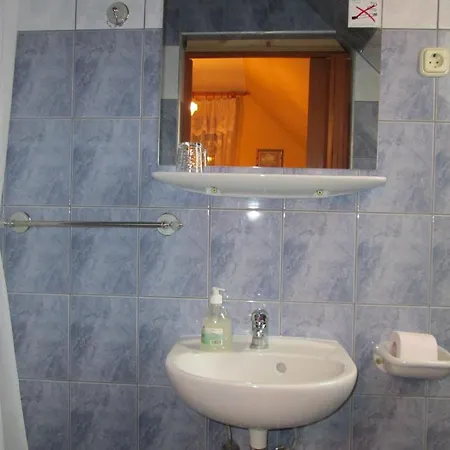 Kisherceg Affittacamere 2*