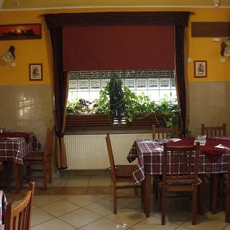 Kisherceg Szallashely 2*